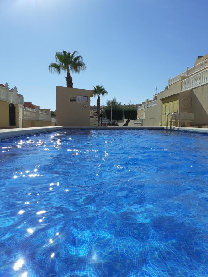 Carolinas Aptmt Orihuela Villacosta Exterior foto